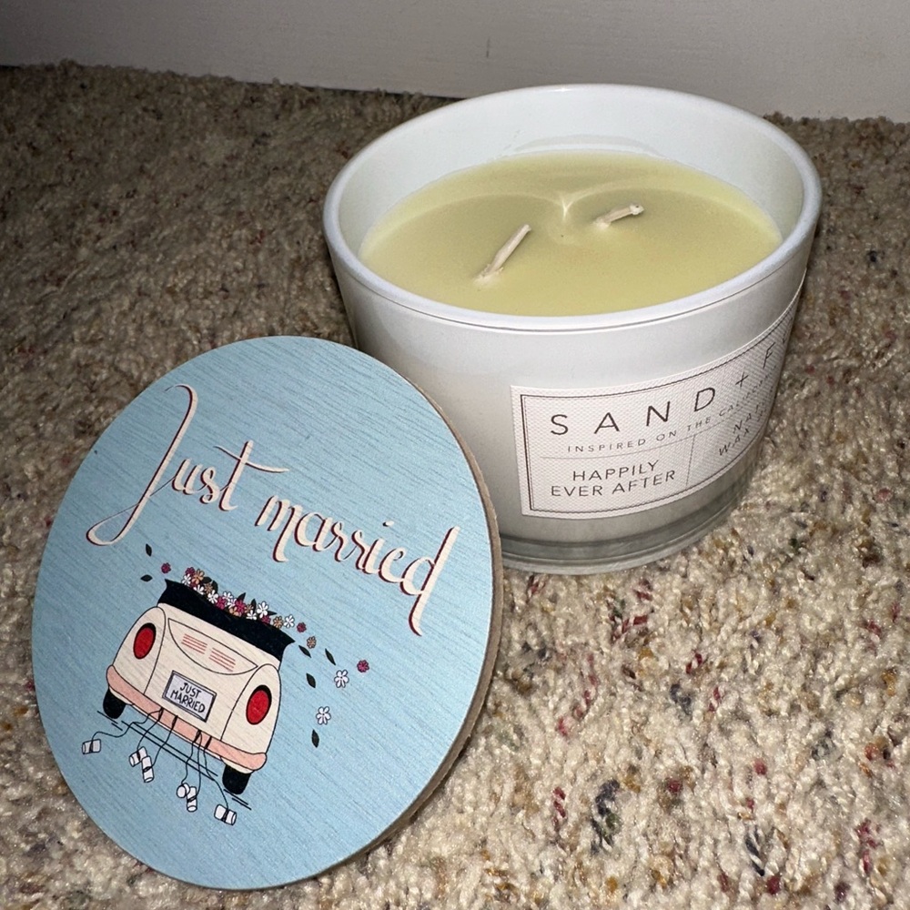 Sand and fog happily ever after candle ✨🤍🫶🏻 💍